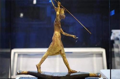 Cận cảnh bảo vật vô giá trong mộ cổ Pharaoh Tutankhamun