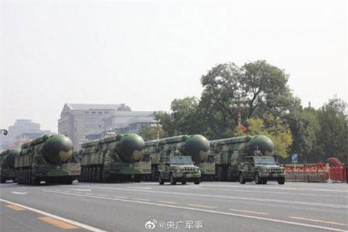 Chuyên gia Mỹ chê tên lửa ICBM DF-41 Trung Quốc
