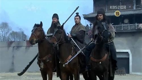 Điều ít biết về khúc nhạc đầu phim Tam quốc diễn nghĩa và Thủy hử