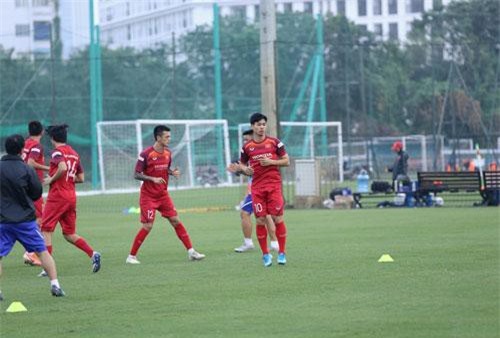 HLV Lê Thụy Hải tin Công Phượng được đá chính, dự đoán 'sốc' về kết quả trận Việt Nam vs Malaysia