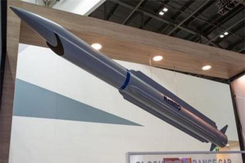 Mỹ trở thành nước nhập khẩu vũ khí