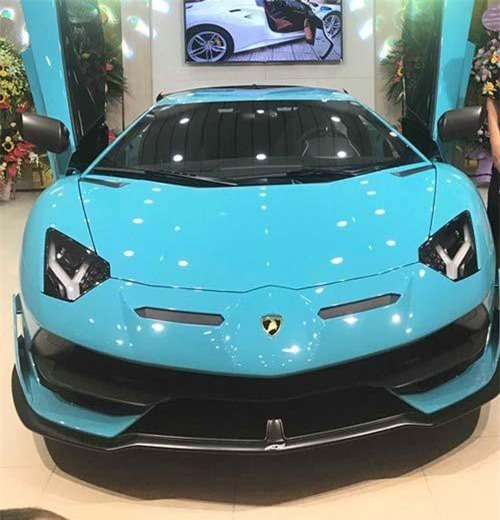 Sắm Lamborghini Aventador SVJ 60 tỷ, chất chơi đại gia Hà Nội - Tạp chí  Doanh nghiệp Việt Nam