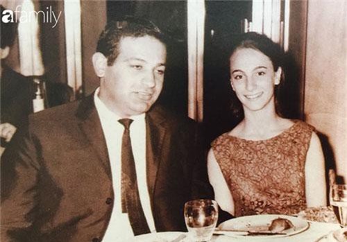 Sở hữu 64 tỷ đô la, tỷ phú từng soán ngôi Bill Gate lại chung thủy đến khó tin với người vợ 'sắp đặt'