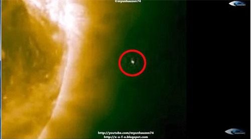 Xôn xao UFO đang kiểm soát Mặt trời của chúng ta