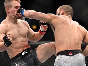 Cận cảnh tình huống khiến cao thủ judo bị đấm 'bẹp dí' khuôn mặt