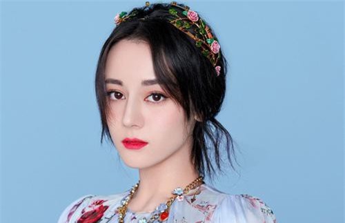 Địch Lệ Nhiệt Ba lần đầu tiết lộ điều hối hận nhất trong đời