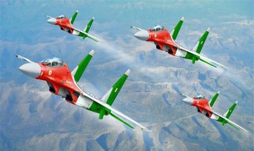 Không quân Ấn Độ nâng cấp máy bay chiến đấu Su-30 MKI và trực thăng Mi-17