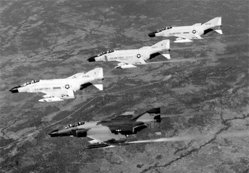 Lý do Mỹ không thể dùng bom hạt nhân ở Việt Nam