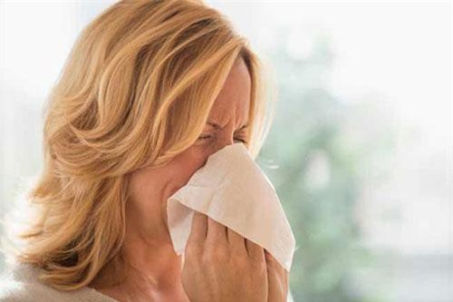 Tác hại đáng sợ của khói nhang thơm đối với sức khỏe con người