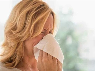 Tác hại đáng sợ của khói nhang thơm đối với sức khỏe con người