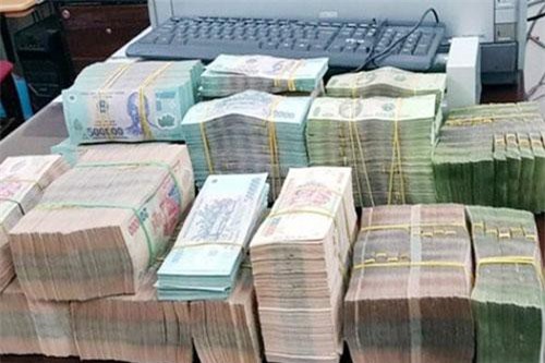 Tín dụng chậm lại có ảnh hưởng đến lợi nhuận ngân hàng?