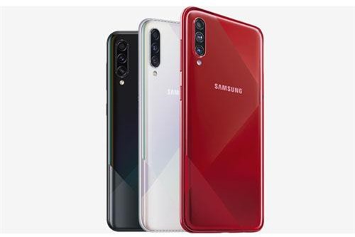 Trên tay Samsung Galaxy A70s: 3 camera sau, pin 4.500 mAh, RAM 8 GB, giá hơn 9 triệu