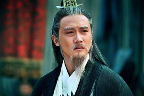 CLIP HOT (11/10): Bí ẩn kinh hoàng khi đào huyệt chôn cất Gia Cát Lượng khiến ai nấy khiếp vía, 'trụy tim' trước 'người đẹp trong mơ' của đàn ông Thái Lan