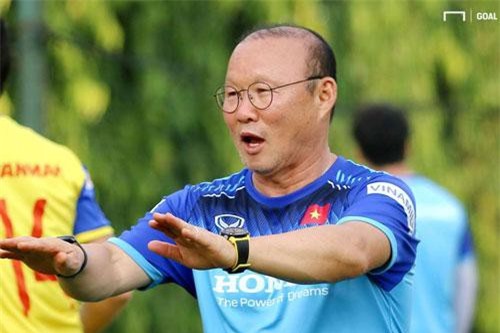 Chủ tịch VFF quyết giữ chân HLV Park Hang-seo