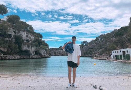 Sau khi xuất ngũ, Lee Min Ho chuộng mặc đồ rộng, bị chê luộm thuộm