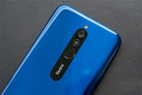 Smartphone chống nước, pin 5.000 mAh, RAM 4 GB ra mắt ở Việt Nam, giá 3,59 triệu