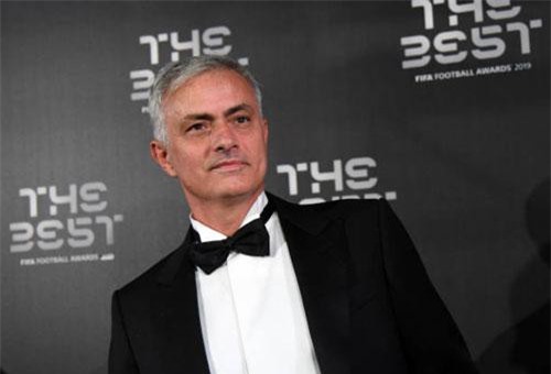 Từ chối Lyon, HLV Mourinho đã có bến đỗ mới tại Ngoại hạng Anh?