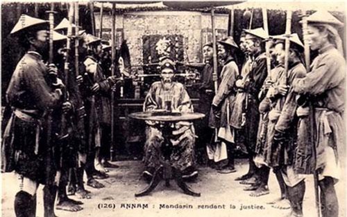 V&#x1ECB; quan thanh li&#xEA;m b&#x1EAD;c nh&#x1EA5;t tri&#x1EC1;u Nguy&#x1EC5;n