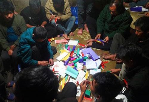 Độc đáo nghi lễ tảo mộ của người Hà Nhì