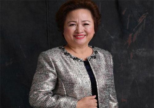 Người đàn bà 'thép' chia sẻ bí quyết trở thành 1 trong 50 phụ nữ ảnh hưởng nhất Việt Nam