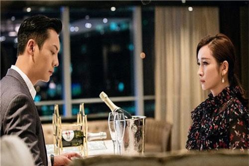 Phát hiện chồng ngoại tình, vợ liền ngỏ ý bất ngờ