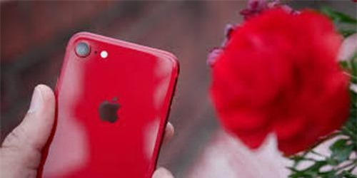 Chú ý: iPhone SE 2 có bản màu đỏ, giá siêu tốt
