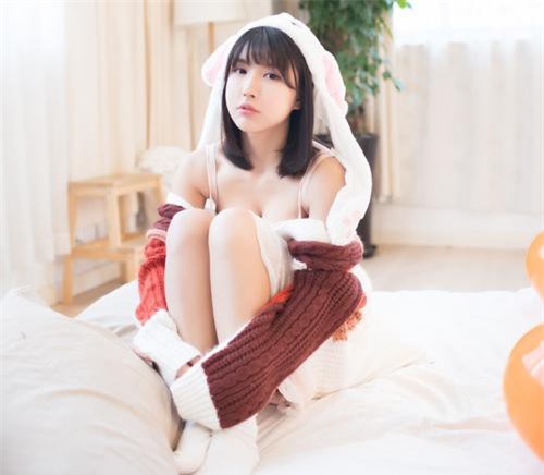 Hot girl mặt như baby sở hữu 1 triệu follow để lộ mặt thật khiến nhiều fan sốc nặng - Ảnh 2. Hot girl mặt như baby sở hữu 1 triệu follow để lộ mặt thật khiến nhiều fan sốc nặng - Ảnh 2.