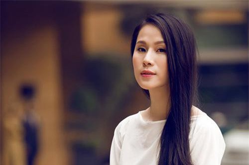 Siêu mẫu Thái Hà, người bị tố lừa đảo gần 10 tỷ đồng: Từ người mẫu mặc bikini đẹp nhất Việt Nam tới bà mẹ đơn thân