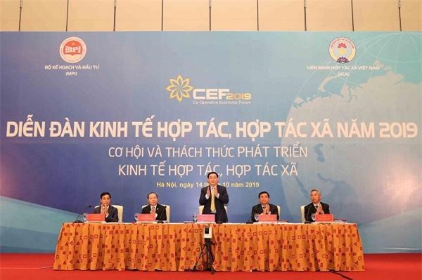 Tháo gỡ những 'nút thắt' để thúc đẩy kinh tế hợp tác, hợp tác xã phát triển