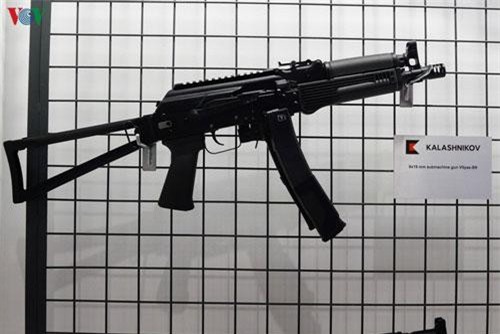 Biến thể súng tiểu liên 'bò rừng' được Nga giới thiệu cho Việt Nam