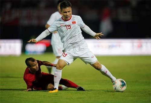 'Indonesia thi đấu như đội bóng nghiệp dư trước Việt Nam'