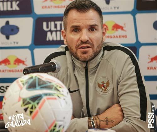 Thất bại trước ĐT Việt Nam, CĐV Indonesia đòi sa thải ngay HLV McMenemy