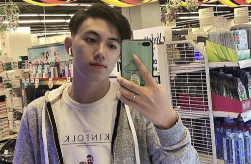 Thầy giáo tiếng Trung siêu cấp điển trai như oppa Hàn Quốc khiến hội chị em phát cuồng: Thông thạo 3 ngôn ngữ, start-up từ khi mới năm hai