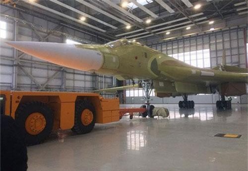 Nga hoàn thành cấu kiện tối quan trọng, oanh tạc cơ Tu-160M2 sẵn sàng cất cánh