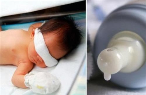 Nhỏ sữa mẹ vào mắt và tai để chữa bệnh, mẹ chết lặng khi con mù mắt, thủng màng nhĩ: Bài học đắt giá của sự mù quáng