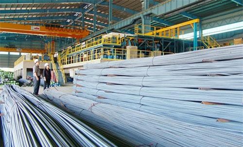 Thép Việt 'trở đi mắc núi trở lại mắc sông'