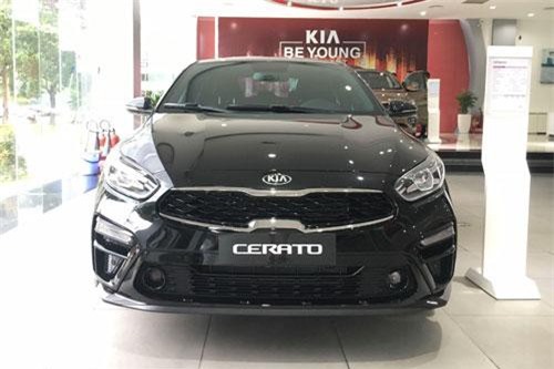 Mazda 3, Toyota Corolla Altis, Kia Cerato 2019 giảm giá mạnh cuối tháng 10