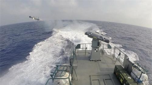 Philippines đẩy nhanh tiến độ tích hợp tên lửa Spike-ER cho toàn bộ tàu MPAC