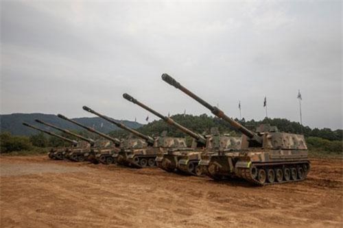 Vừa mua được pháo 'sấm sét' của Samsung, Estonia đã đem ra đe dọa Nga