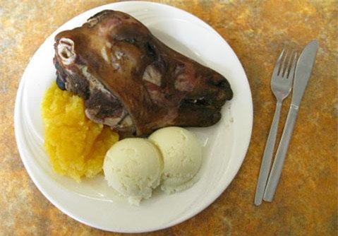 6 món ăn 'kinh dị' nhất thế giới