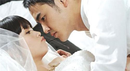 Đêm tân hôn, chỉ vì điều này mà vợ kiên quyết không cho tôi chạm vào người