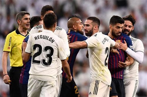 El Clasico chính thức hoãn, không hẹn ngày trở lại