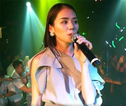 Hương Ly kế vị Hòa Minzy trở thành 'thánh sorry' mới của Vbiz