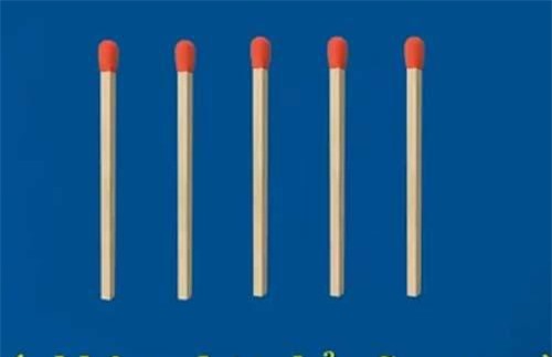 Làm sao để tạo ra 5 hình tam giác chỉ với 5 que diêm?