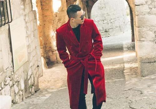 Hết gây choáng váng bằng căn hộ 10 tỷ 'ông bầu' Vũ Khắc Tiệp lại tiếp tục khiến fan sốc với biệt thự triệu đô ở khu nhà giàu