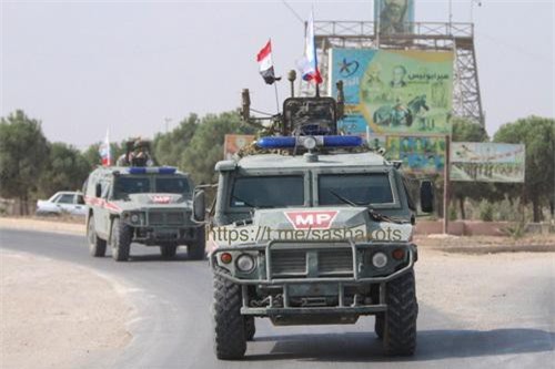 Quân cảnh Nga tiến vào vùng đệm giao tranh tại Đông Bắc Syria