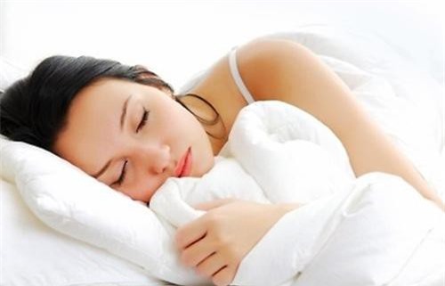 Bài thuốc dân gian trị rong kinh hiệu quả tại nhà