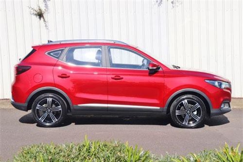 Cận cảnh xe SUV giá gần 400 triệu