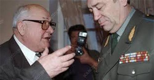 Cha đẻ vũ khí ngày tận thế và thành tựu để đời