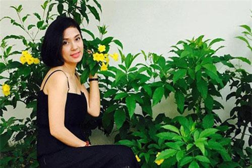 Nữ hoàng màn ảnh bỏ hào quang: Người miệt vườn ở ẩn, kẻ xây nhà cấp 4